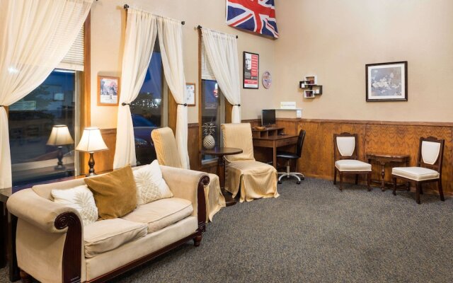 Capital O Amerihost Inn and Suites Kingdom City Hwy 54 MO