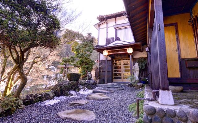 Ryoriryokan kinshokan