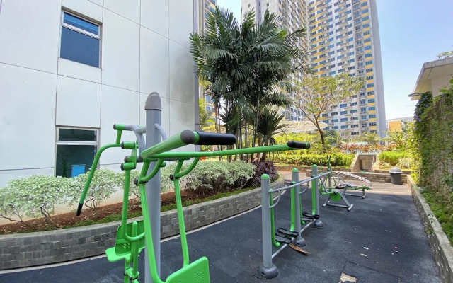 Well Designed Studio Springlake Summarecon Bekasi Apartment