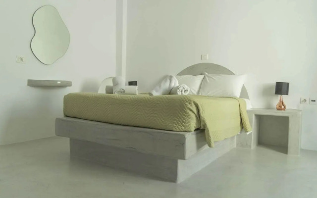 Loukas & Emma Eco Houses