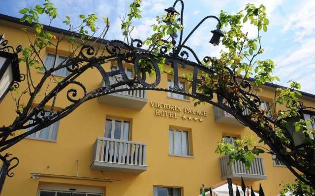 Viktoria Palace Hotel