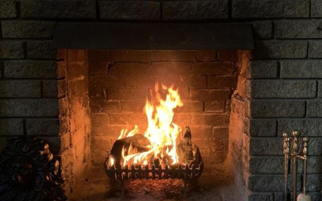 The Dog & Doublet Inn