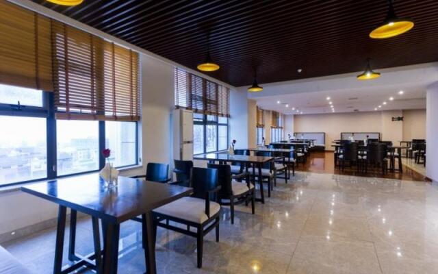 GreenTree Eastern Tongcheng Economic Development District Tianhong Hotel