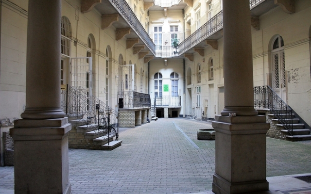 Alkotmany street Apartment