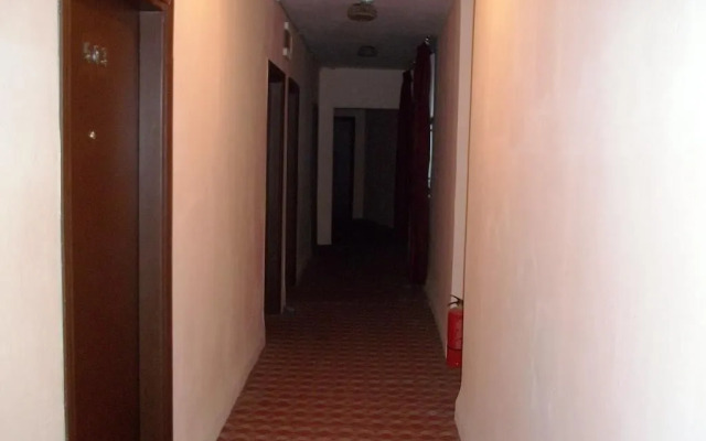 Mamaya Hotel