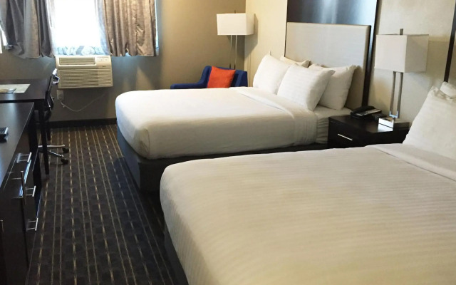 Comfort Inn & Suites Tigard near Washington Square