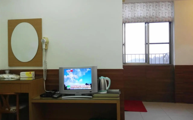 Qun Feng Hotel