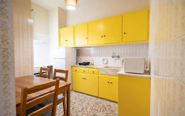 Acropolis Athens 1 bedroom 6 persons apartment.