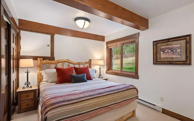 The Enclave at Snowmass by Frias