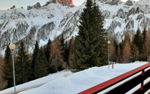 Casa AQ28 sulle piste da sci