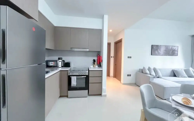 Luxurious 1B With Breathtaking Views Downtown