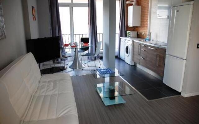 Apartamentos El Capricho de Madrid (Book and Rent S.L.)