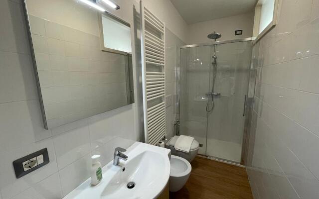 Modern apartment in Sorico - Larihome A10