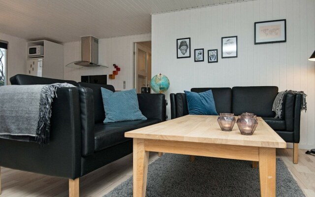 6 Person Holiday Home in Juelsminde