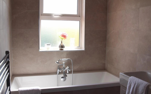 Atlantic Rose Cottage