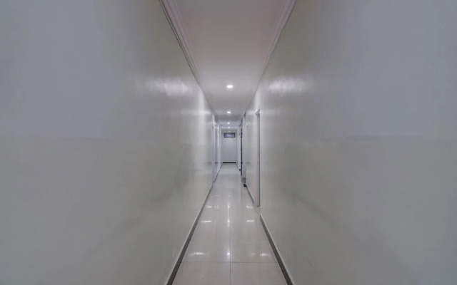 Oyo 14323 Anupama Hotel