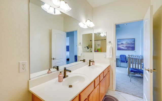 Pet-friendly Surprise Home w/ Yard & Grill Area