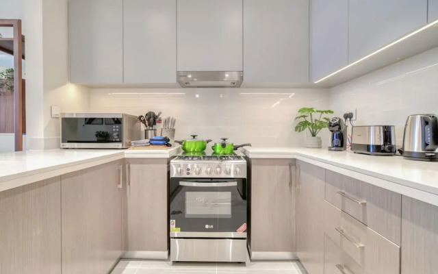 City Living at Its Best Near Burj Khalifa