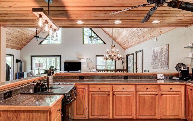 Asheville Town 3 Bedroom Cabin