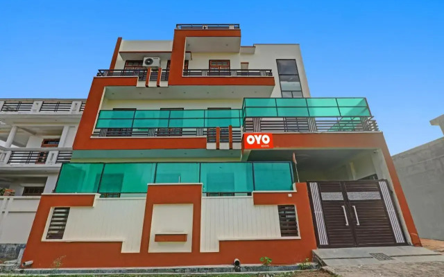 OYO Flagship 80680 Hotel Harsh Inn