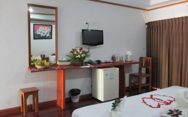 Lipa Bay Resort