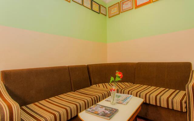 OYO 233 Waling Fulbari Guest House