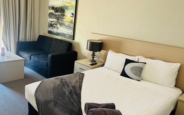 Pavilion Hotel Wagga Wagga – Guest Rooms – Wagga Wagga