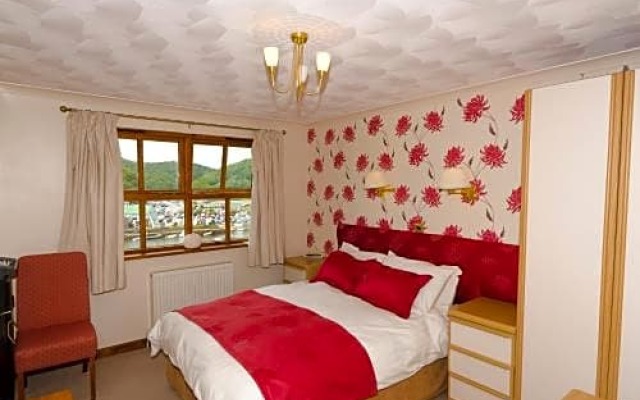 Rivercroft Hotel