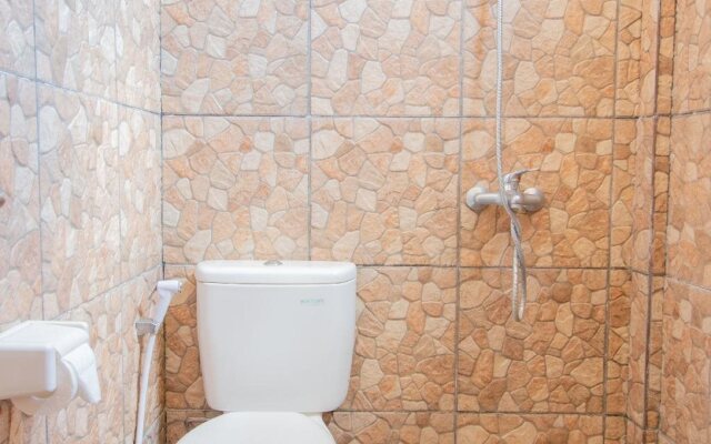 OYO 401 The Frog Homestay Sanur