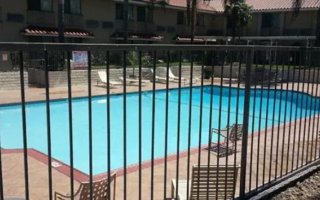 Anaheim Hills Inn & Suites