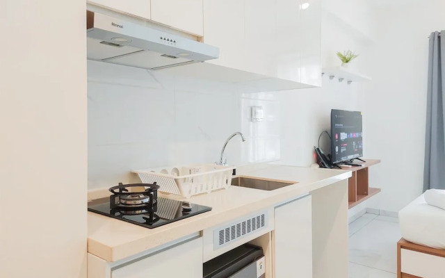 Restful And Homey Studio At Sky House Alam Sutera Apartment