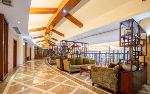 Zenec Elegant Hotel
