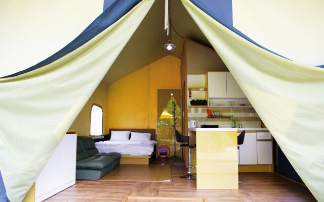 Jeju Glamping