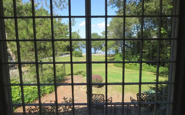 76 Olde Towne Lane - Four Bedroom House