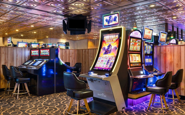 Super 8 by Wyndham Fallon