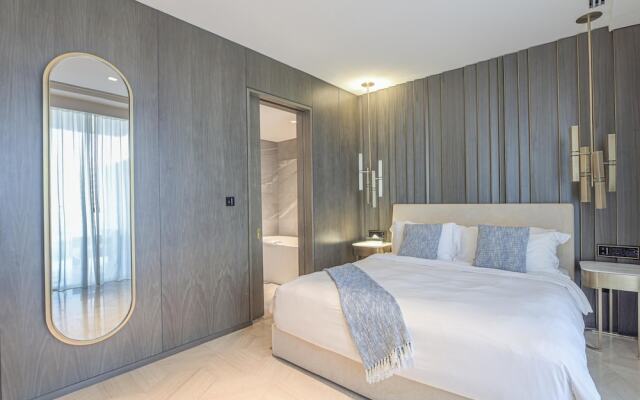 DXB - Five - 40706 - PJ