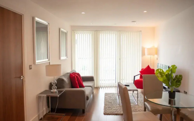 Lincoln Plaza Serviced Apartments Canary Wharf by TheSquare