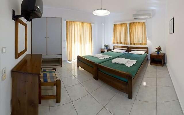 Litsa Mare apartments