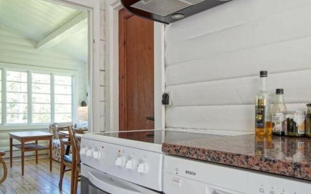 Two-Bedroom Holiday home in Allinge 13