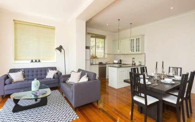 Elegant Cremorne Point Apartment - MILS5