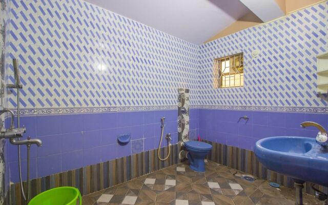 OYO 22067 Home Cozy 1BHK Near Carmona Beach