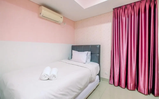 Comfortable And Homey 2Br Apartment At Royal Olive Residence