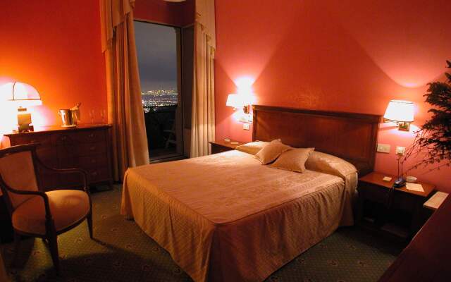 Excelsior Palace Hotel