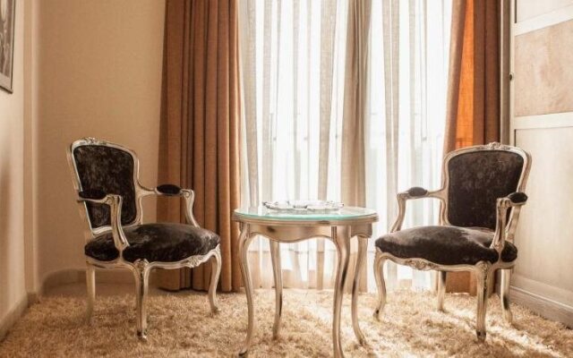 Versalles Hotel