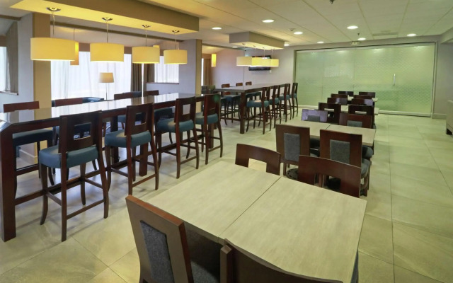 Hampton Inn by Hilton Monterrey-Airport