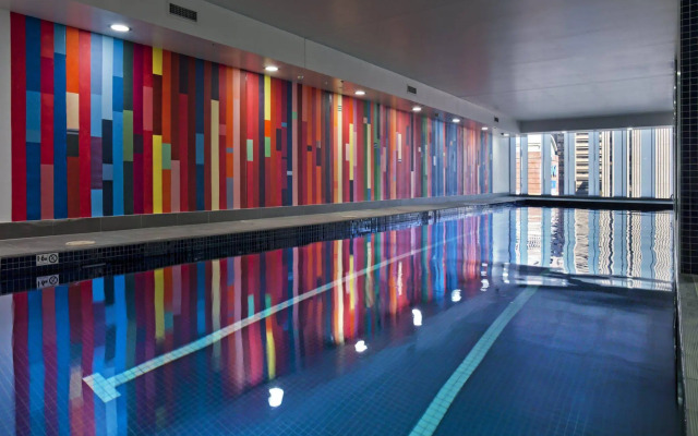 Meriton Suites Campbell Street, Sydney