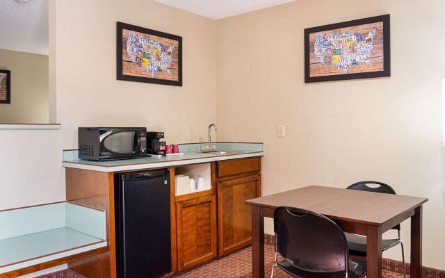 Econo Lodge Southeast Portland