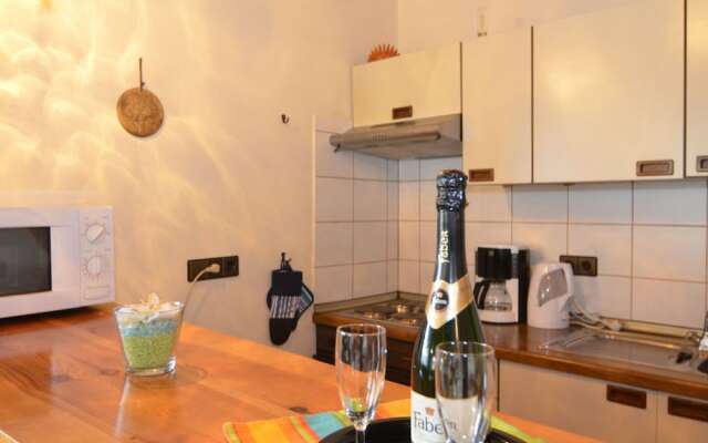 Attractive Holiday Home in Frielendorf with Fenced Garden