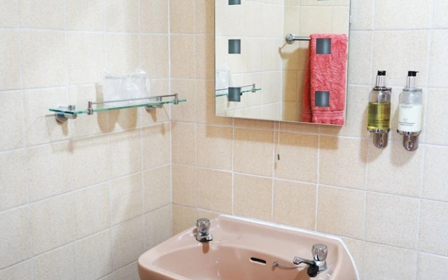 The Fox & Hounds Hotel