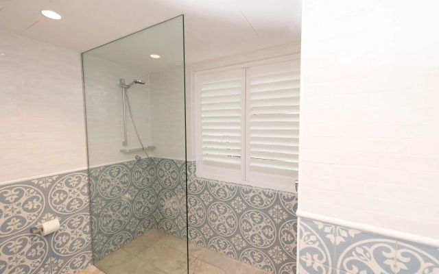 The Beachcomber Hotel & Resort, Ascend Hotel Collection